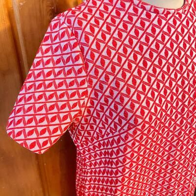 VINTAGE RED PATTERNED DRESS