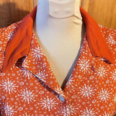 VINTAGE WOMENâ€™S ORANGE PATTERNED BLOUSE