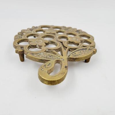 LARGE BRASS FLOWERED TRIVET