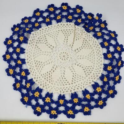 VINTAGE BLUE, YELLOW & WHITE HAND KNITTED DOILIE