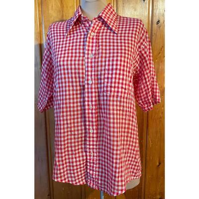 VINTAGE MENâ€™S RED GINGHAM BUTTON-UP - SIZE LARGE