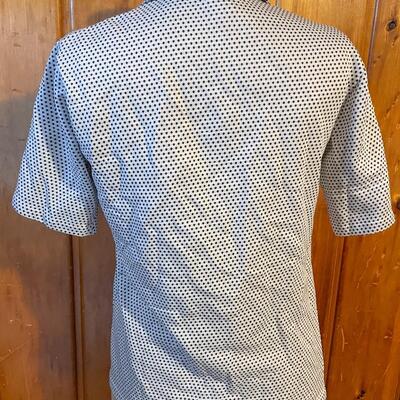 VINTAGE JANTZEN 100 MENâ€™S POLKA DOT POLO - SIZE MEDIUM