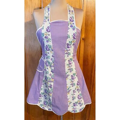 VINTAGE PURPLE FLORAL APRON