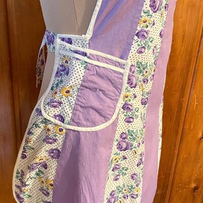 VINTAGE PURPLE FLORAL APRON