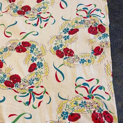 VINTAGE FLORAL WREATH FABRIC PIECES (2)
