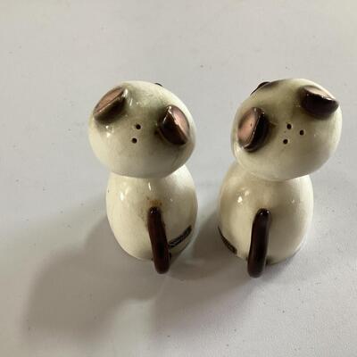 Vintage Norcrest Siamese Seal Point Kitty Salt and Pepper Shakers
