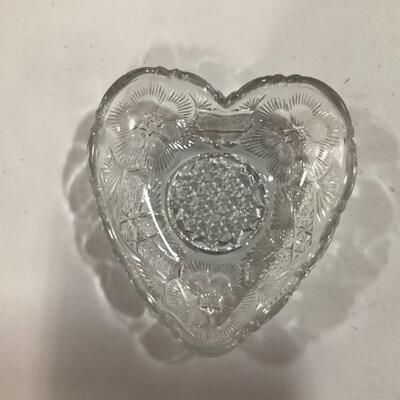 heart shaped candy dish
