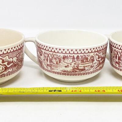 1965 ROYAL IRONSTONE â€œMEMORY LANEâ€ TEACUPS (3) & SAUCERS (2)