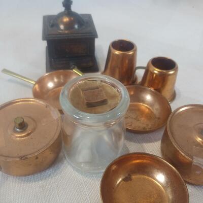 Miniature Kitchen Ware