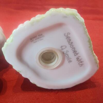 Precious Moments Salt and Pepper Set