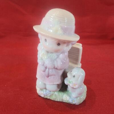 Precious Moments Salt and Pepper Set