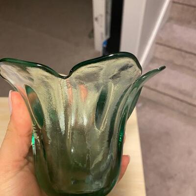 Recycled molded candy dish