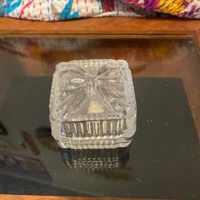Crystal trinket box