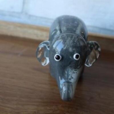 Murano blown glass elephant figurine