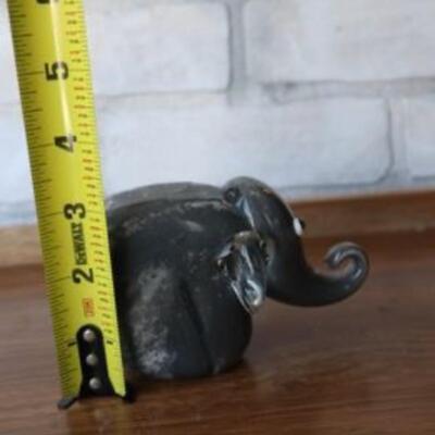 Murano blown glass elephant figurine