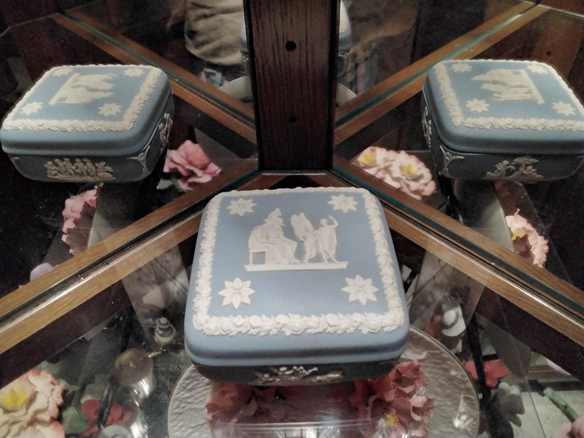 Wedgwood Square Blue Jasperware Lidded Trinket Box Still in original