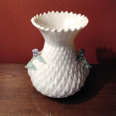 Pristine Belleek Thistle Top Vase