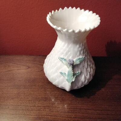 Pristine Belleek Thistle Top Vase