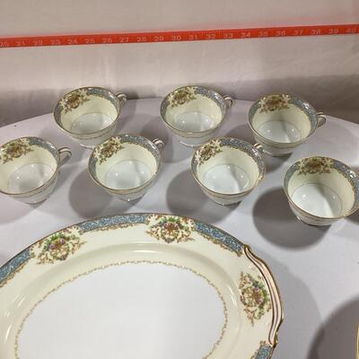 Noritake China Set