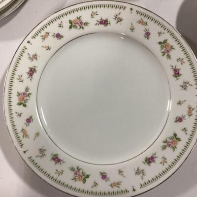 Abingdon Fine Porcelain China set