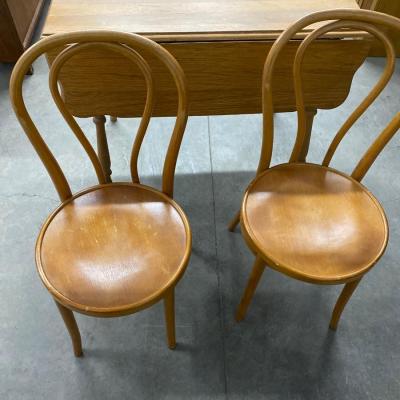 B15 Drop leaf table and two chairs, has some wear and scratches. Table H 30â€, W 35 1/2, D 21â€