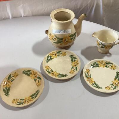 antique pottery set