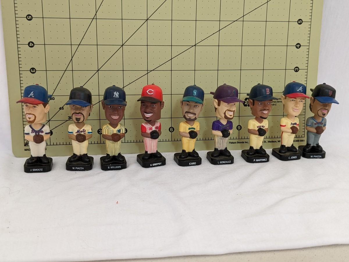 9 MLB Mini Bobble Heads, Very NIce Condition