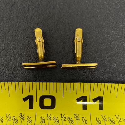 VINTAGE SWANK â€œMâ€ (OR â€œWâ€!) GOLD-TONED CUFF LINKS