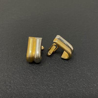 VINTAGE SWANK GOLD & SILVER-TONED CUFF LINKS