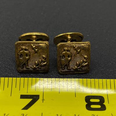 VINTAGE KNIGHT & SWORDS GOLD-TONED CUFF LINKS