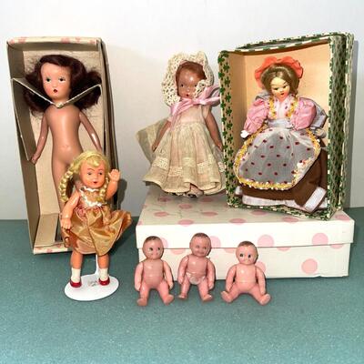 AA  GROUP OF SMALL VINTAGE DOLLS