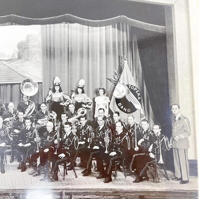 VINTAGE PHOTOGRAPH - TOPEKA SANTA FE BAND #2