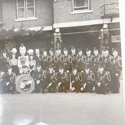 VINTAGE PHOTOGRAPH - TOPEKA SANTA FE BAND #4