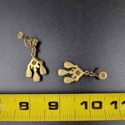 ANTIQUE GOLD TONED SCREW IN EARRINGS