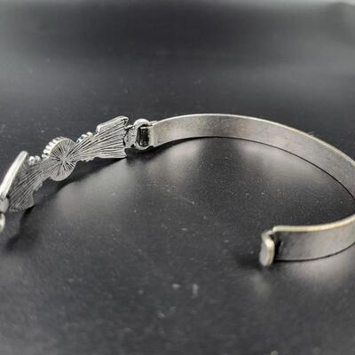 NATIVE STYLE ARROW SILVER TONED BRACELET