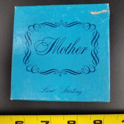 STERLING LUNT MOTHERS BROOCH
