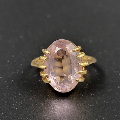 18K HGE GOLD RING W/ PINK STONE  *RESALE LADY FAVORITE*