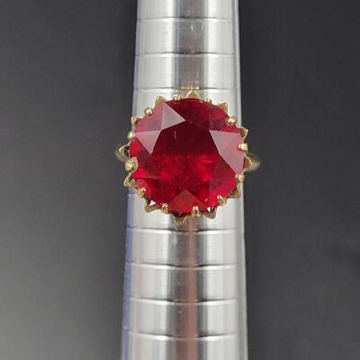 10K GOLD FILLED RED STONE RING SIZE 6