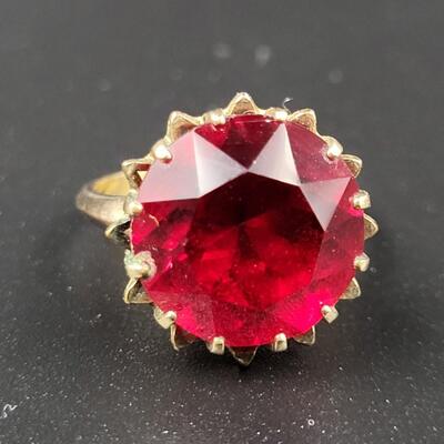 10K GOLD FILLED RED STONE RING SIZE 6