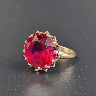 10K GOLD FILLED RED STONE RING SIZE 6