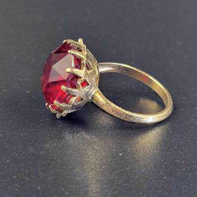 10K GOLD FILLED RED STONE RING SIZE 6
