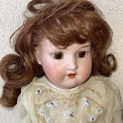 AA  LARGE ANTIQUE GERMAN BISQUE DOLL NEW WIG A7M 370