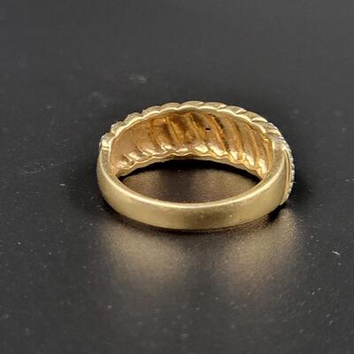 FAUX DIAMOND. 925 GOLD TONED RING SIZE 7.5