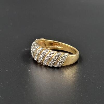 FAUX DIAMOND. 925 GOLD TONED RING SIZE 7.5