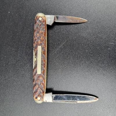 VINTAGE SMALL POCKET KNIFE PAIR