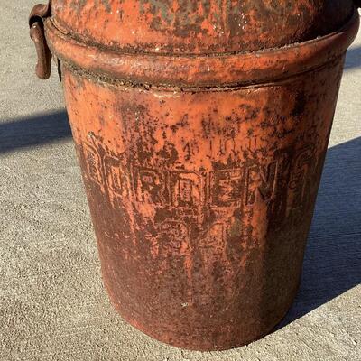 Borden milk can
