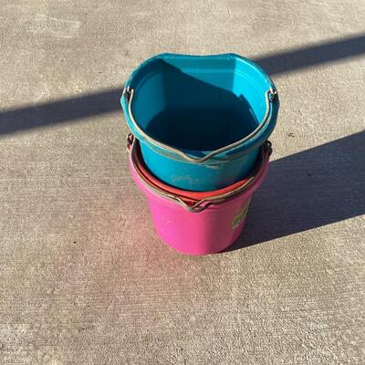 farm buckets