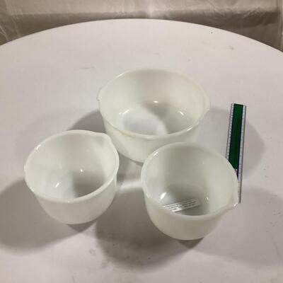 mixing bowls