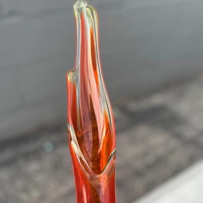 Vintage LE Smith swing vase