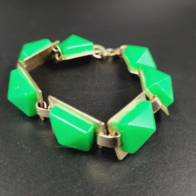 VINTAGE METAL & GREEN ECLECTIC BRACELET